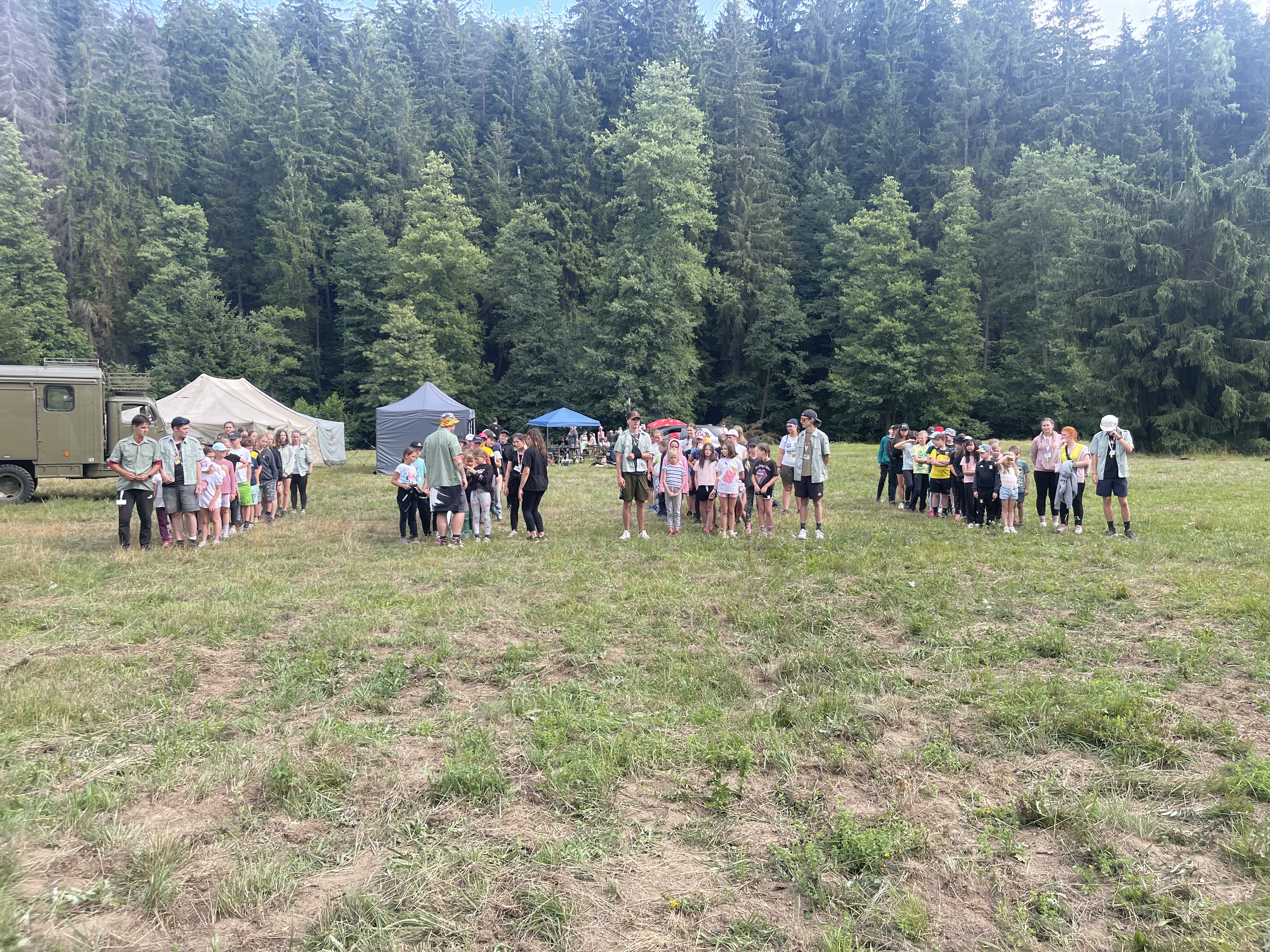 Karlik a tovarna na cokoladu 2023