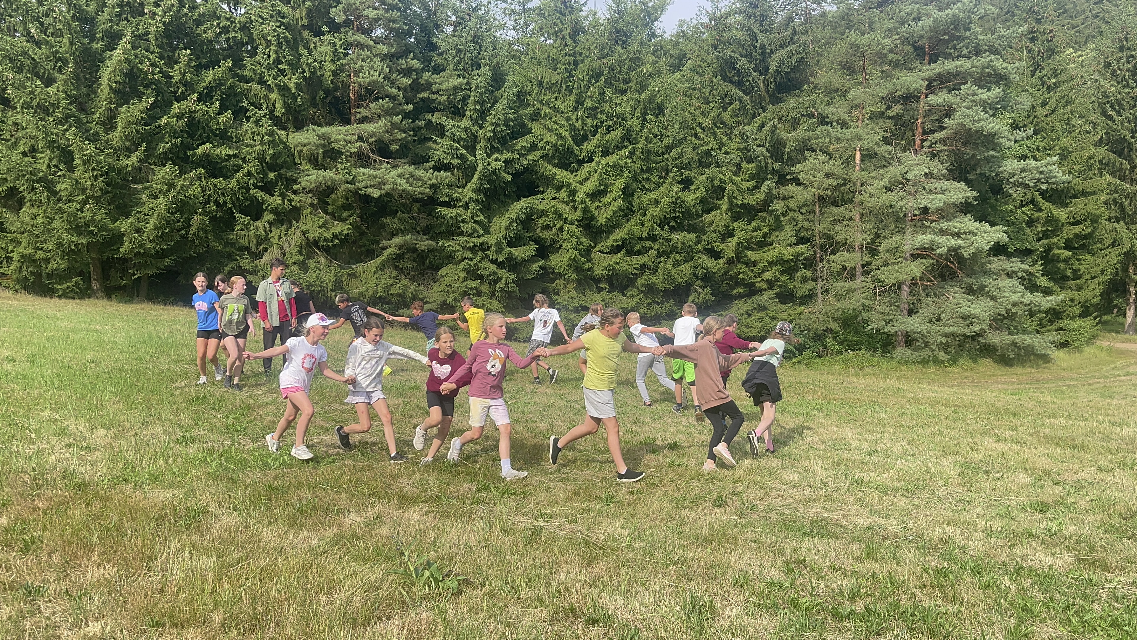 Karlik a tovarna na cokoladu 2023