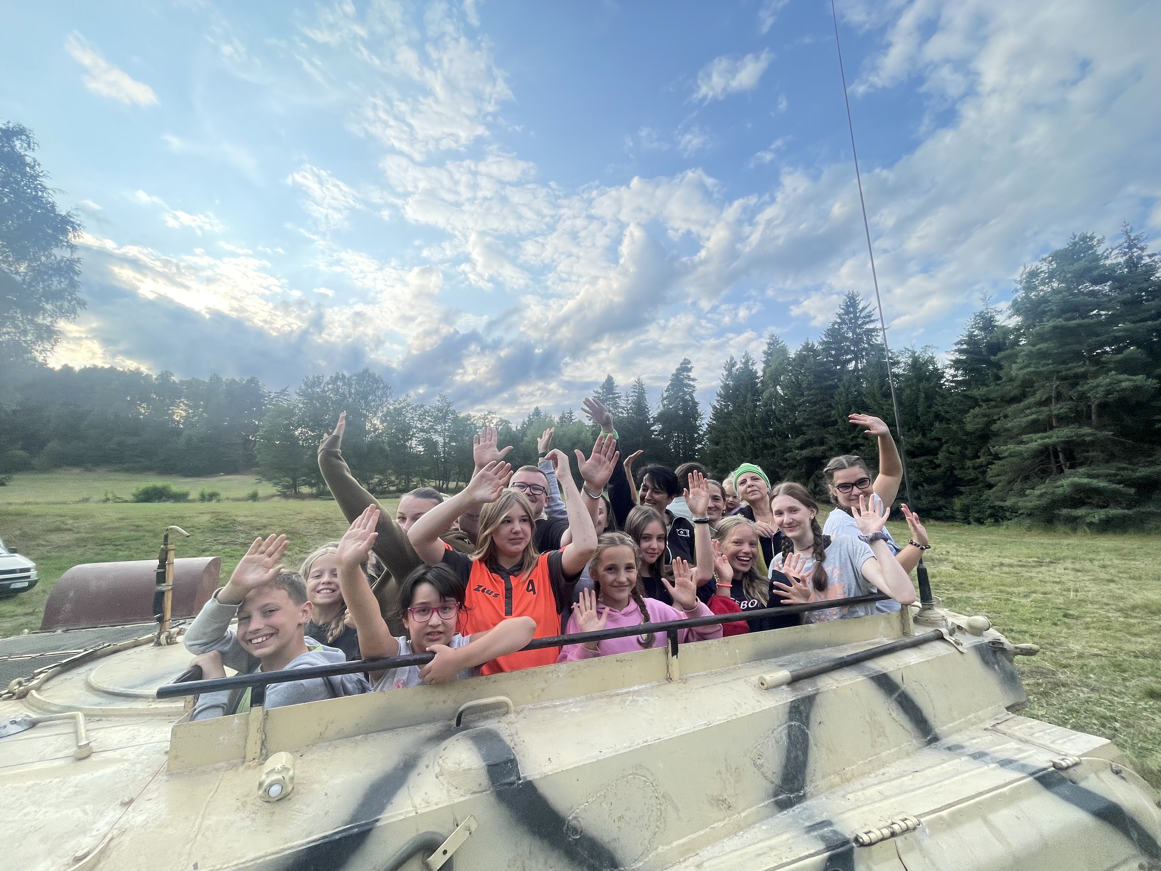 Karlik a tovarna na cokoladu 2023