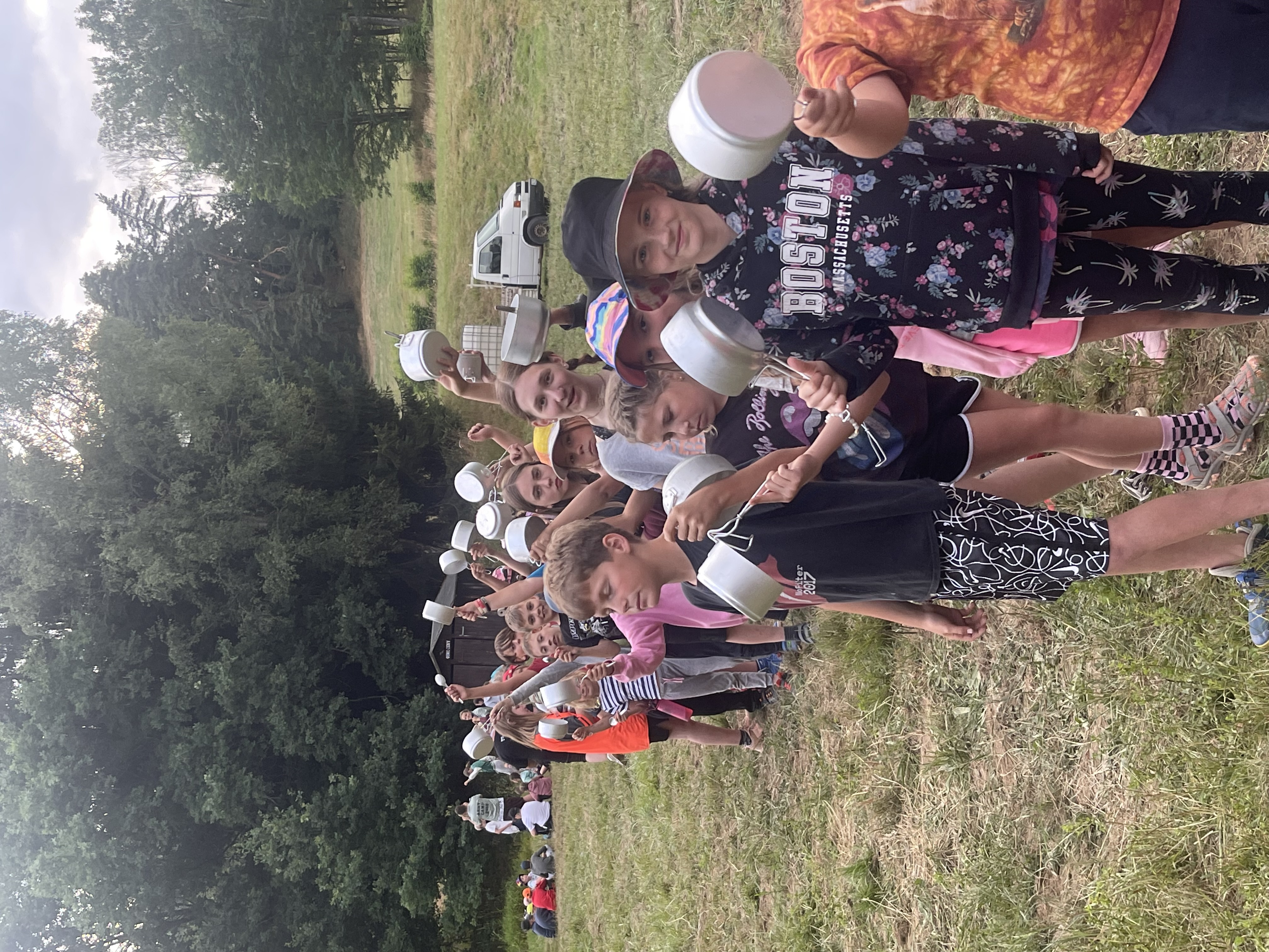 Karlik a tovarna na cokoladu 2023