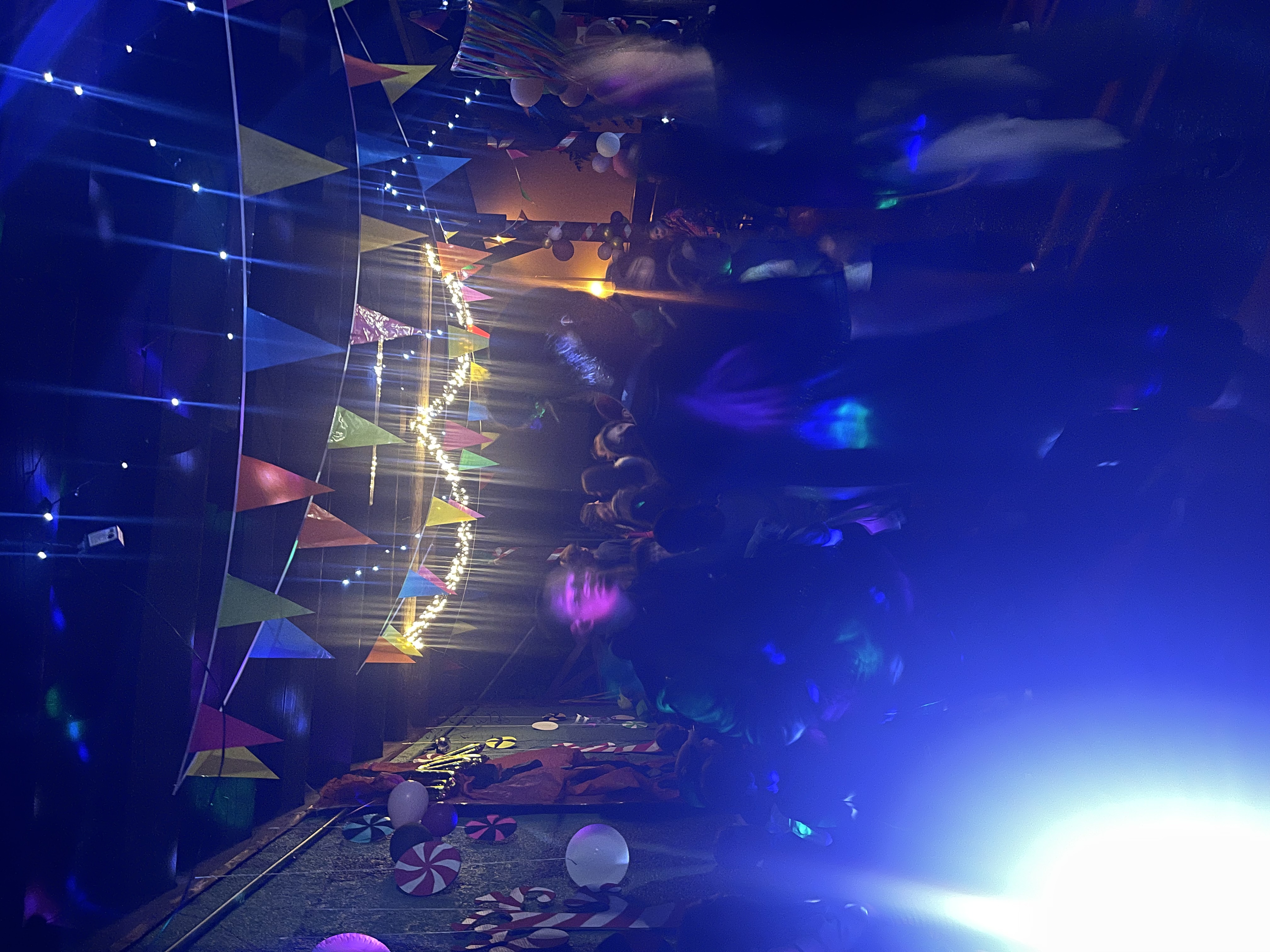 Karlik a tovarna na cokoladu 2023