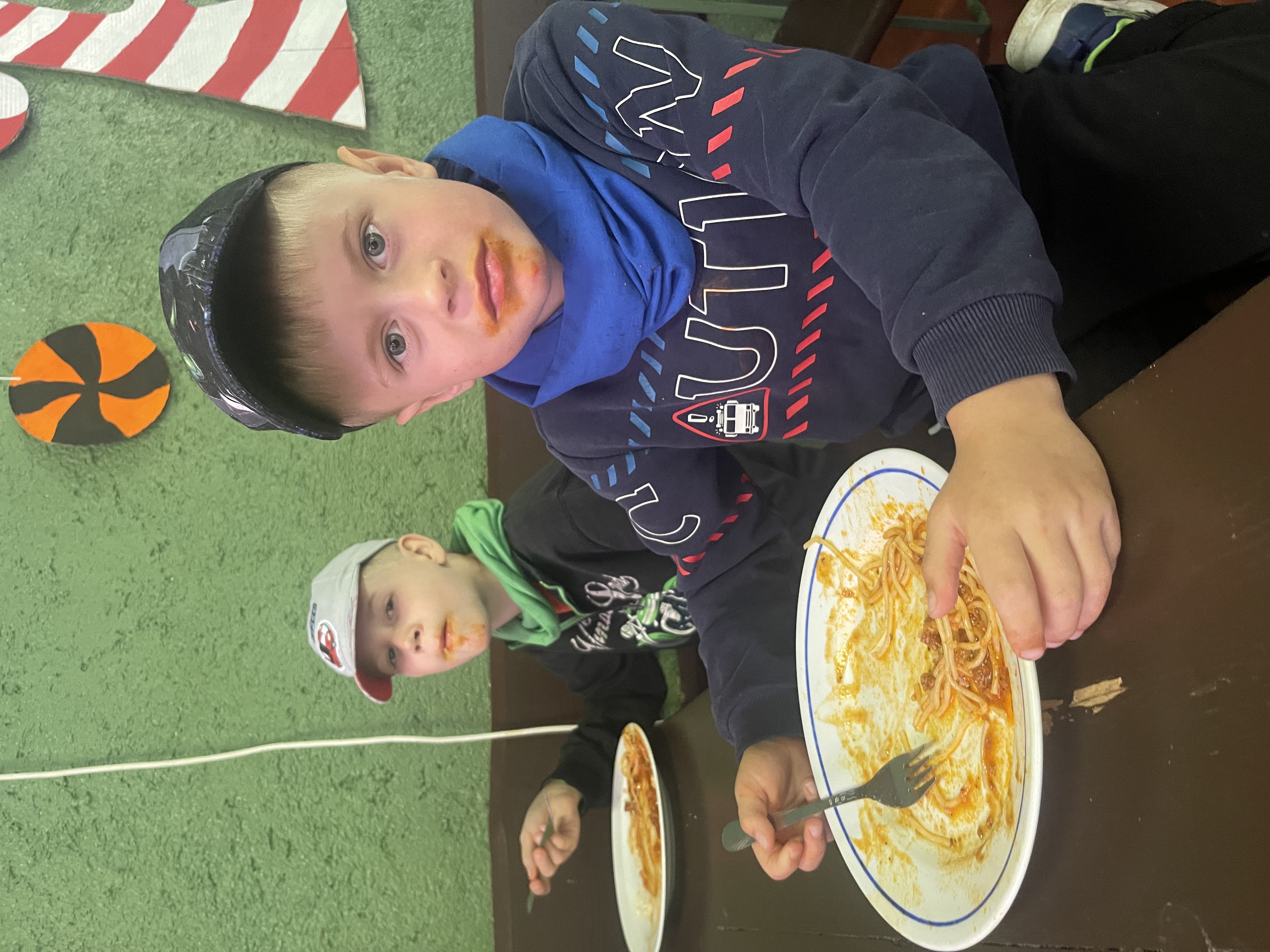 Karlik a tovarna na cokoladu 2023