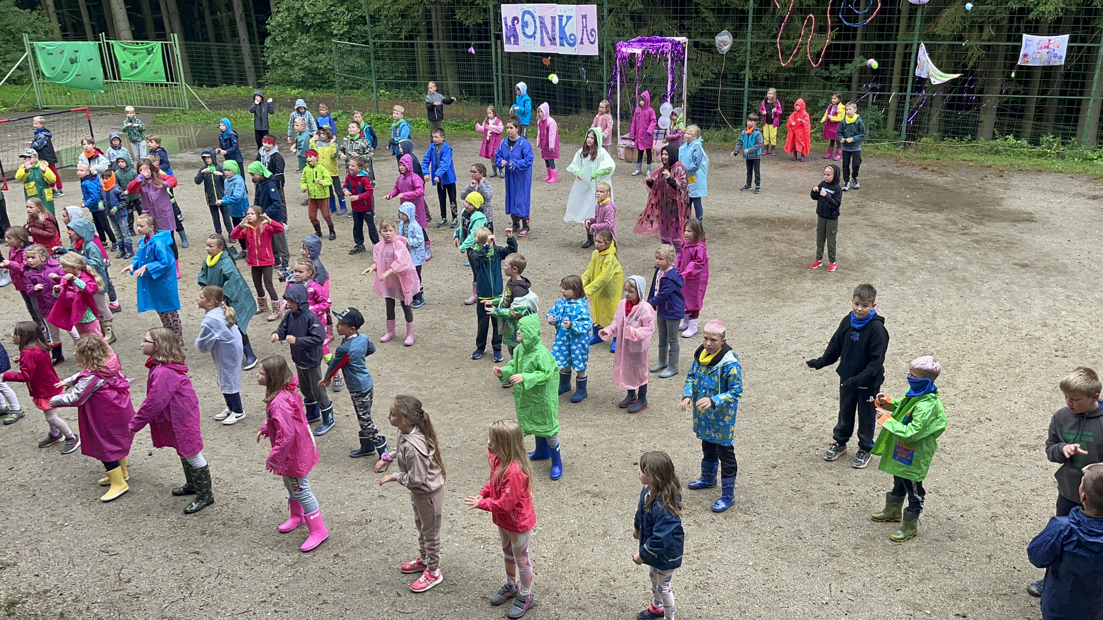 Karlik a tovarna na cokoladu 2023