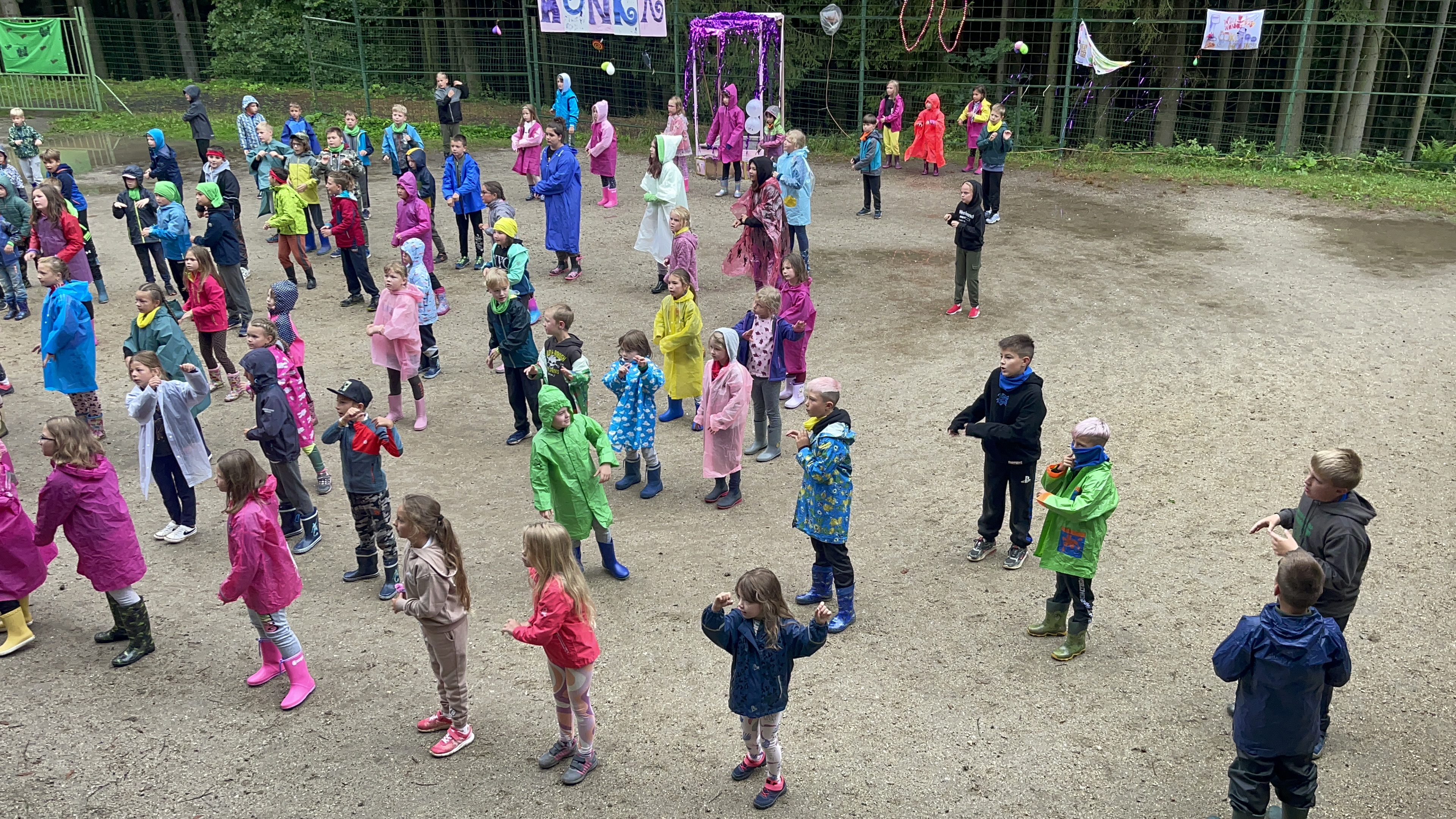 Karlik a tovarna na cokoladu 2023