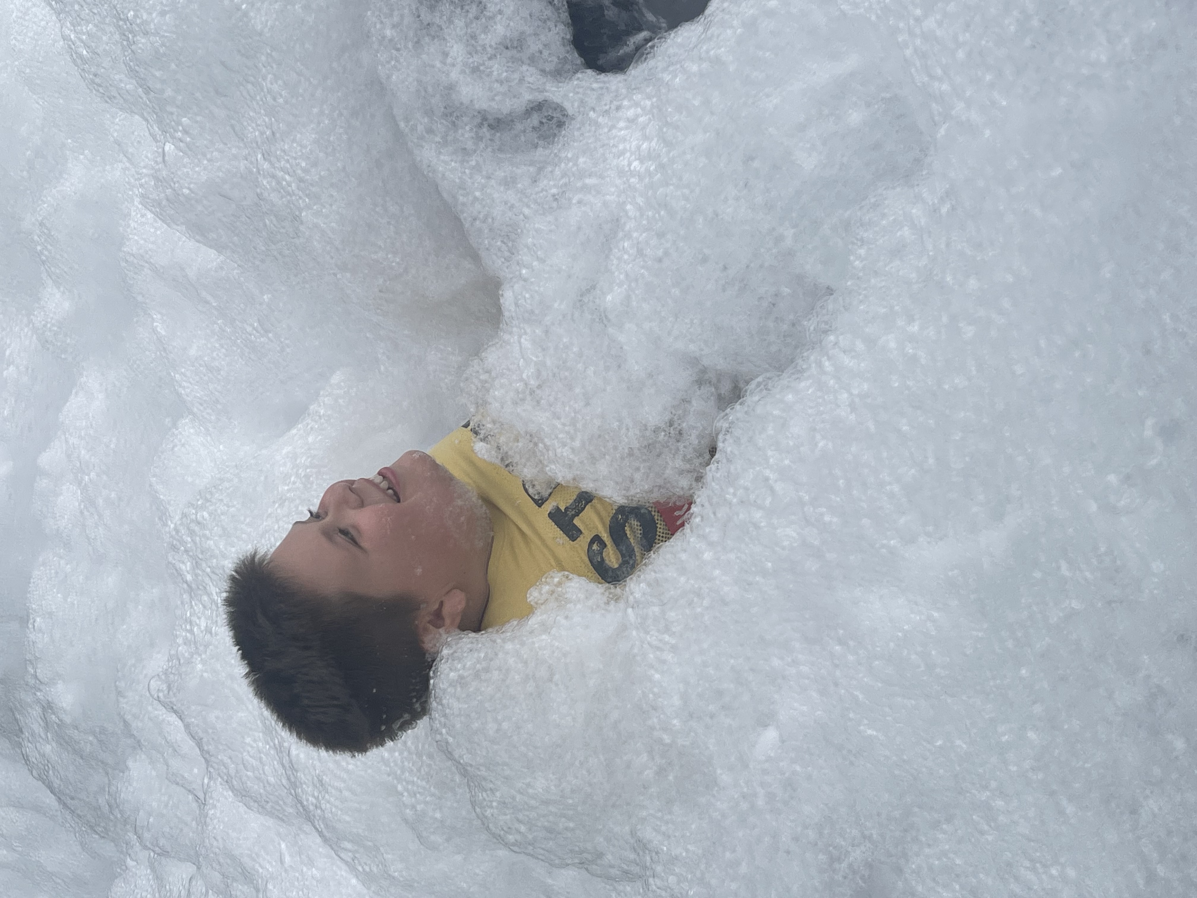 Karlik a tovarna na cokoladu 2023