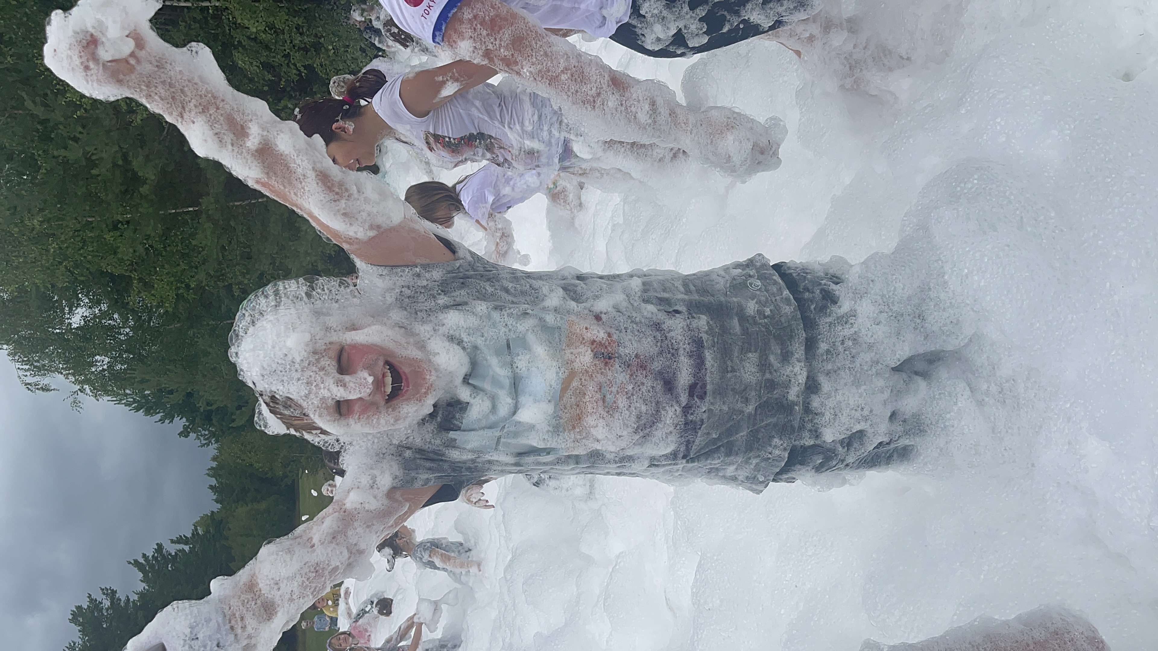 Karlik a tovarna na cokoladu 2023