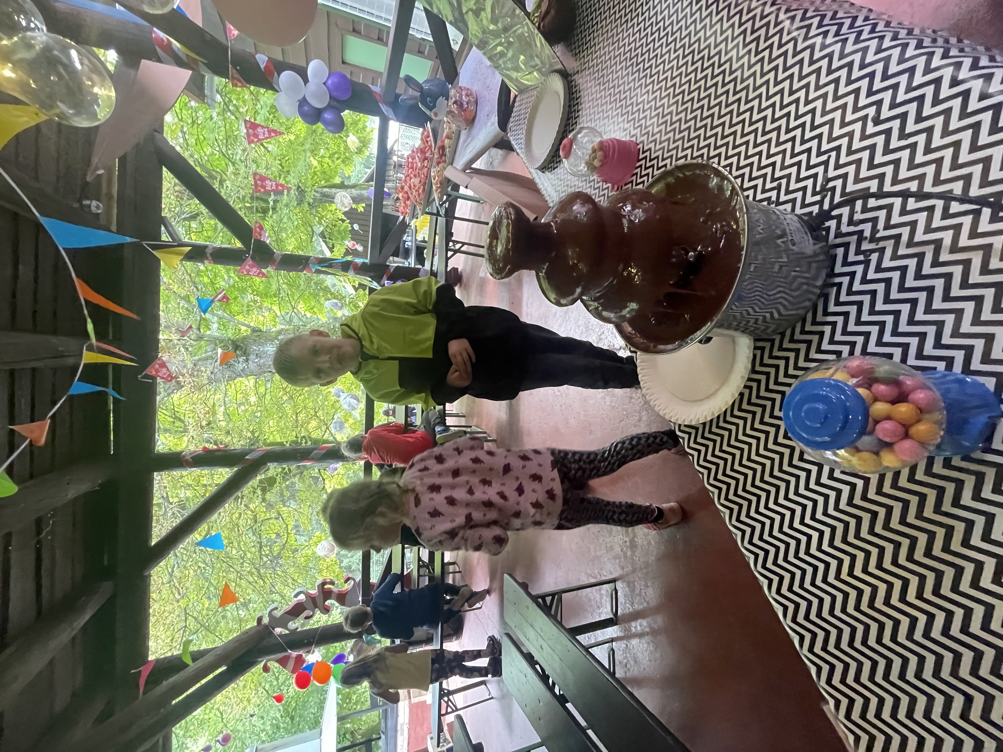 Karlik a tovarna na cokoladu 2023