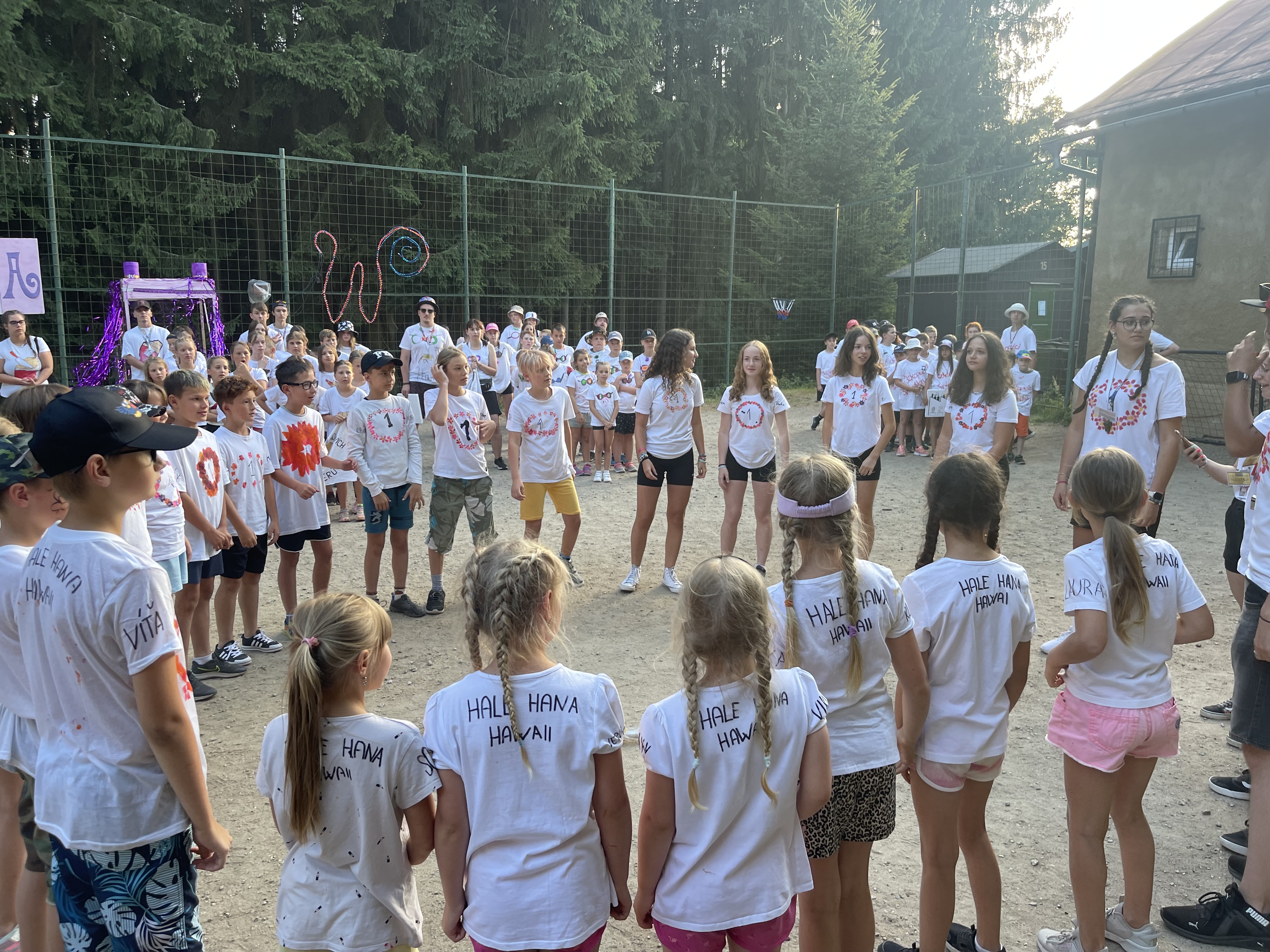 Karlik a tovarna na cokoladu 2023