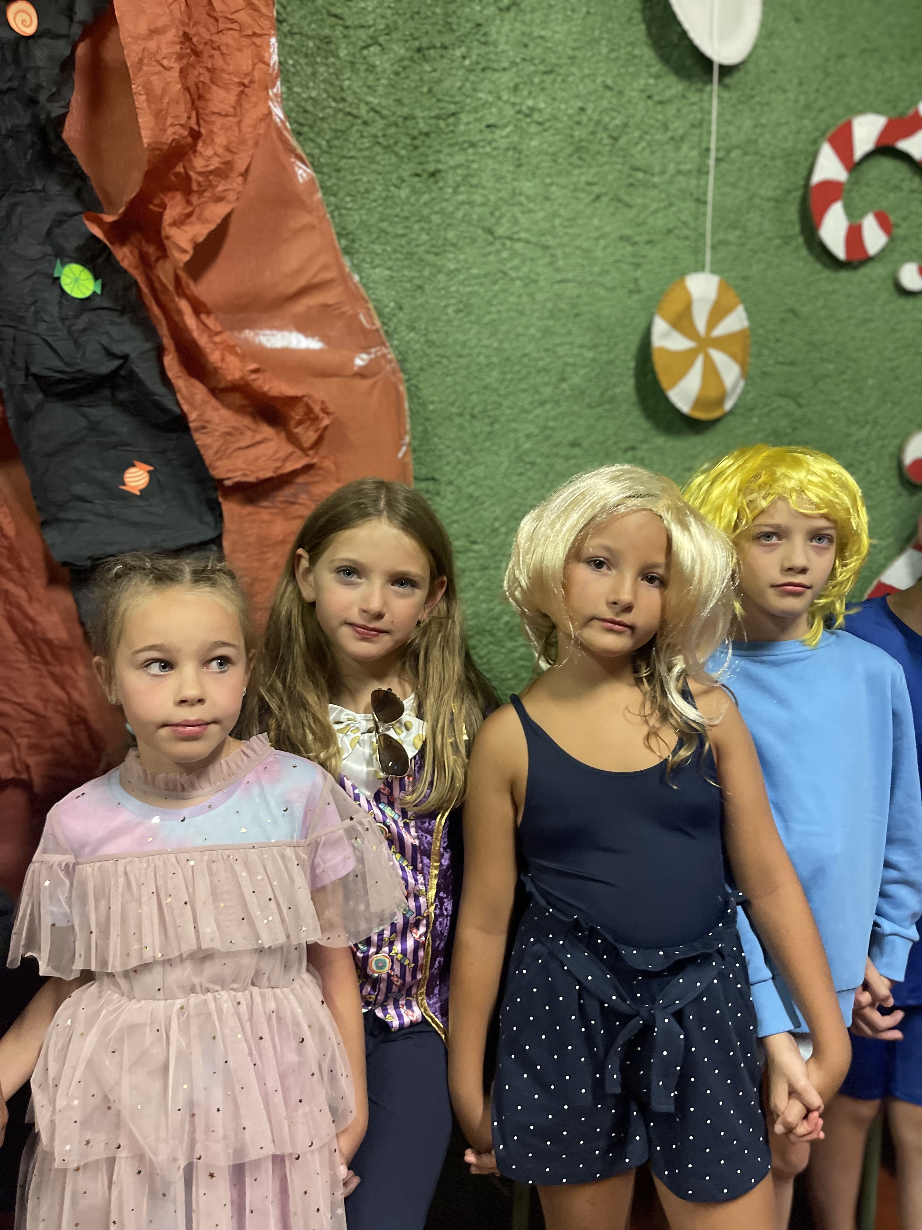 Karlik a tovarna na cokoladu 2023