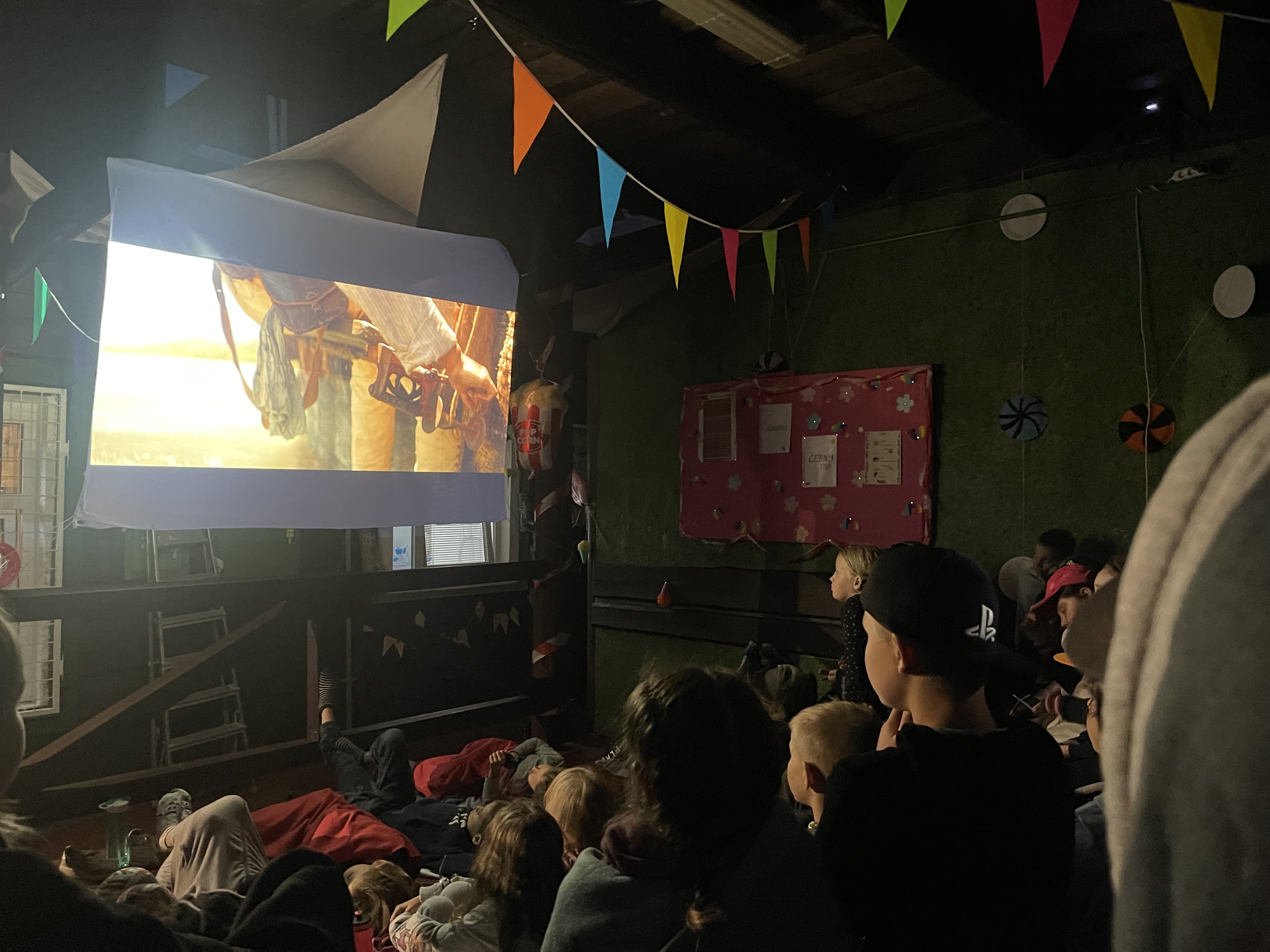 Karlik a tovarna na cokoladu 2023