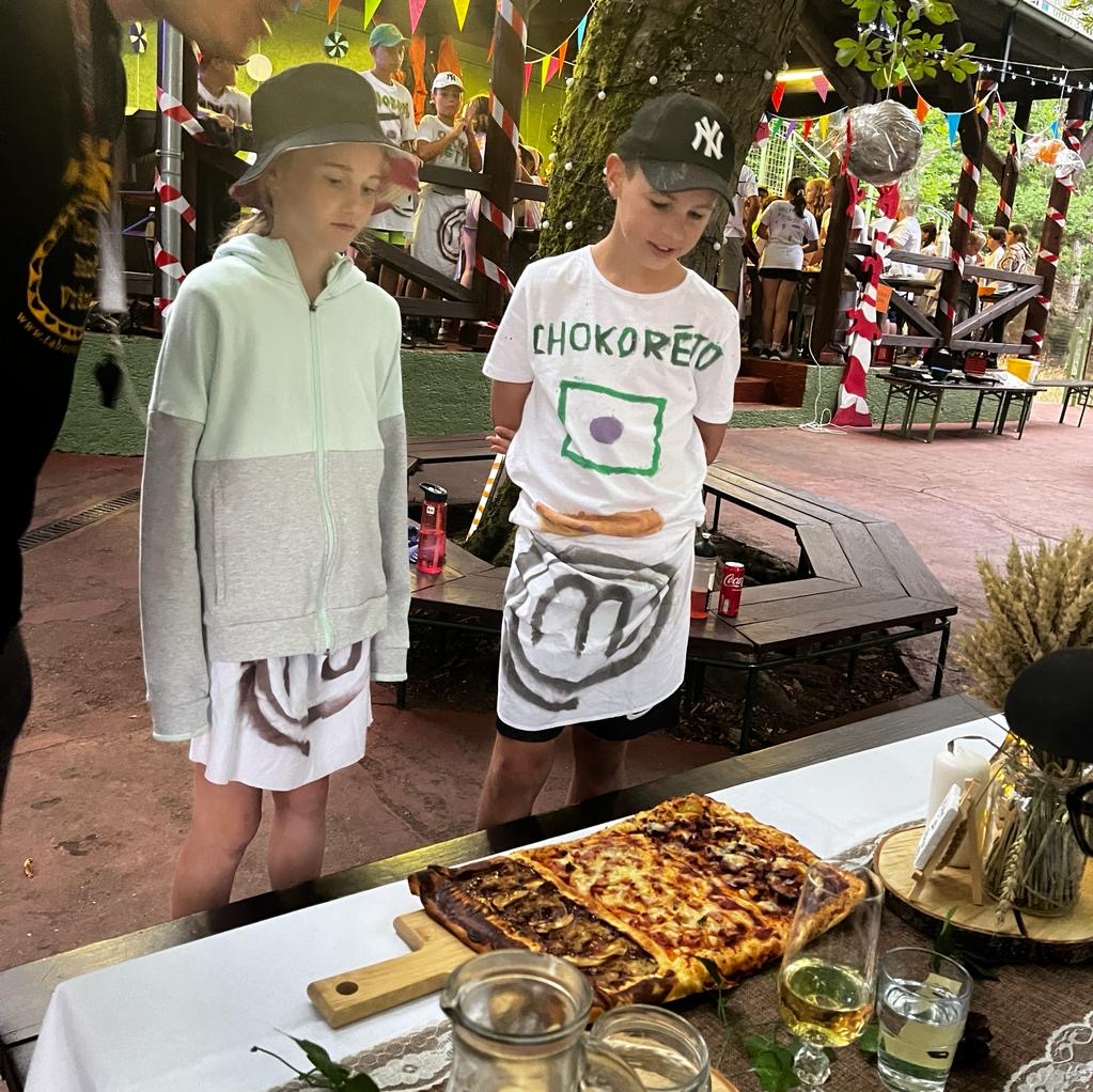 Karlik a tovarna na cokoladu 2023